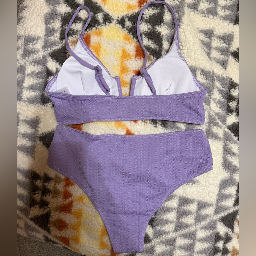 Bikini Set - Picture 2 of 2